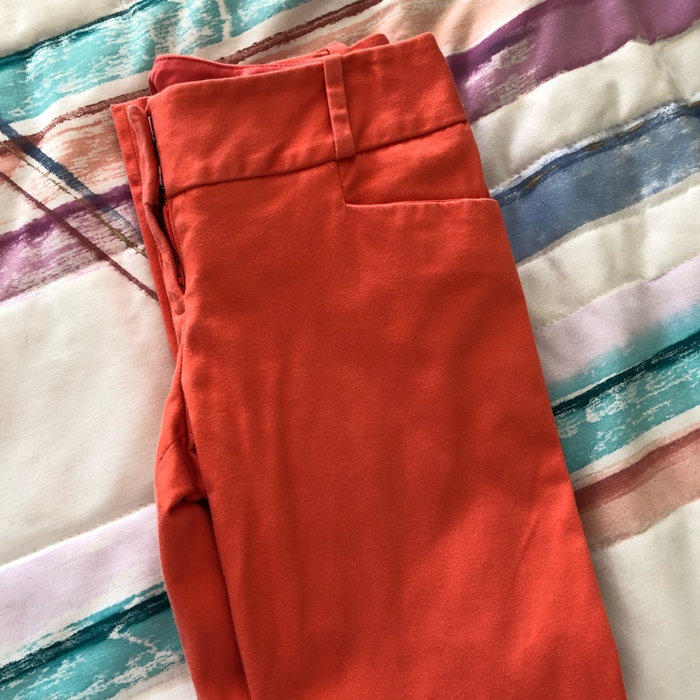 The Limited Ankle Dress Pants (Coral)